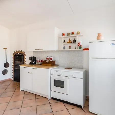 Feriehus Rosa Near The Sandy Beach, Parking & Wifi *