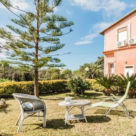 Rosa Near The Sandy Beach, Parking & Wifi Feriehus Noto