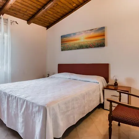 Rosa Near The Sandy Beach, Parking & Wifi Holiday home *